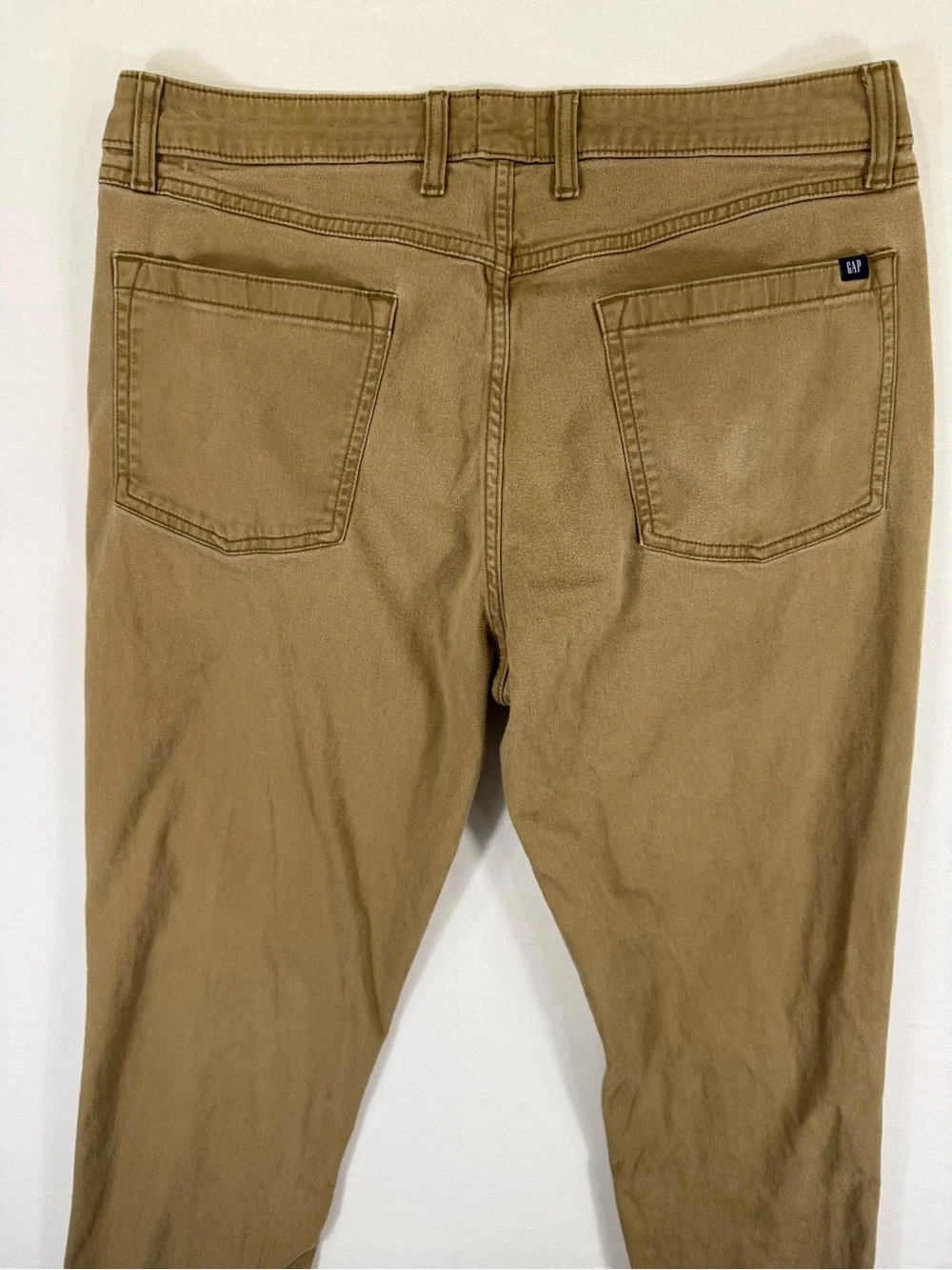 GAP Men’s Skinny Jeans in Khaki